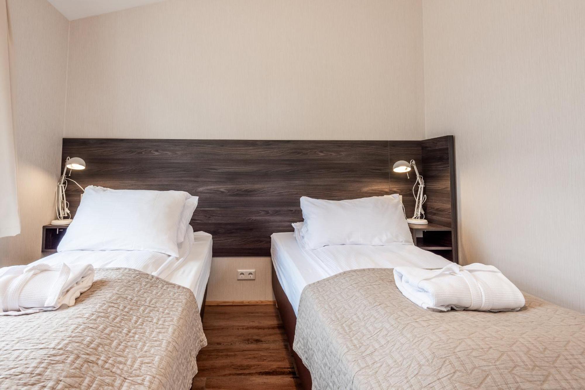 Boutique Hotel Anna By Ej Hotels Holt  Eksteriør bilde