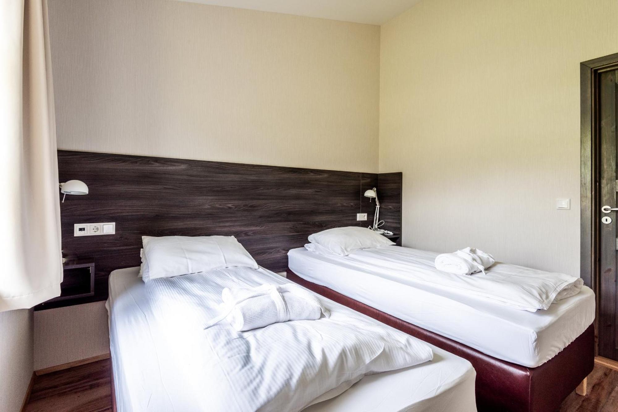 Boutique Hotel Anna By Ej Hotels Holt  Eksteriør bilde